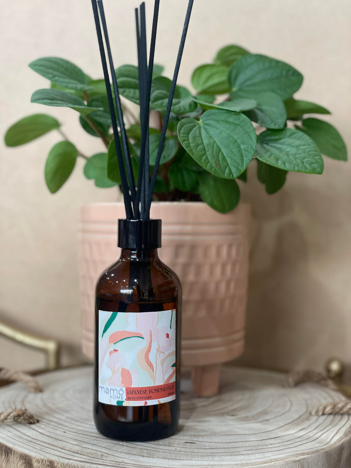 Mamo Home Range Reed Diffuser Japanese Honeysuckle
